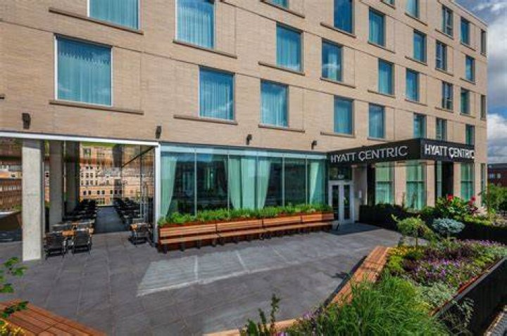 Discover the Luxury of Hyatt Northore Pittsburgh