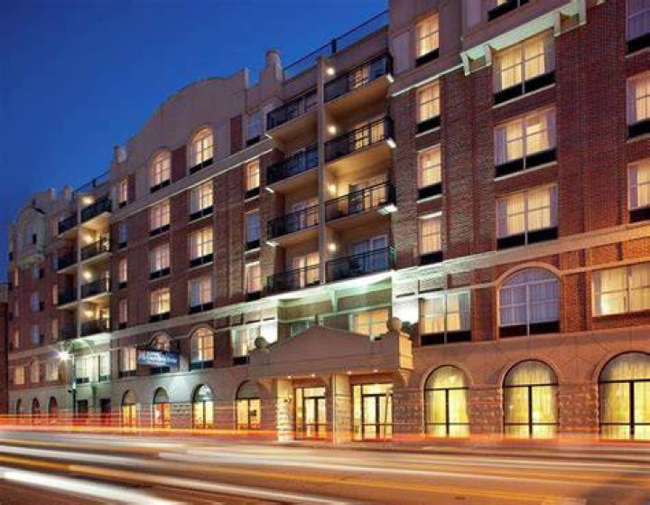 Hilton Garden Inn Historic District Savannah: Your Ultimate Staycation Experience
