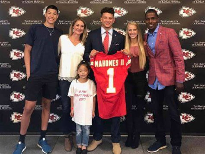 Where Does Patrick Mahomes' Parents Live? Discovering the Life and Legacy of Football's Royal Family